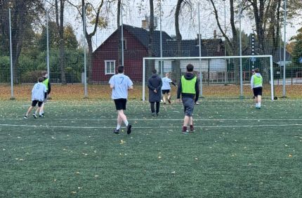 Skolu futbols_8.-9.klase_06.10.2026.