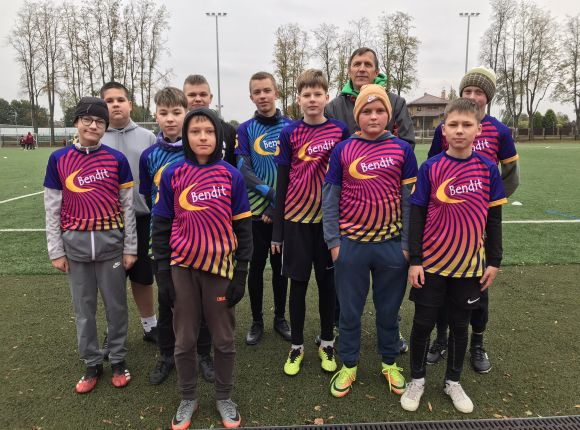 Uzvaras izcīna Jēkabpils 2.vidusskolas un Jēkabpils 3.vidusskolas futbolisti