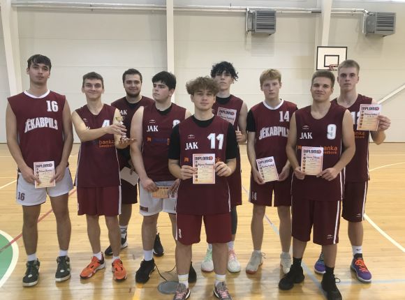 Jēkabpils 3.vidusskolas triumfs basketbolā