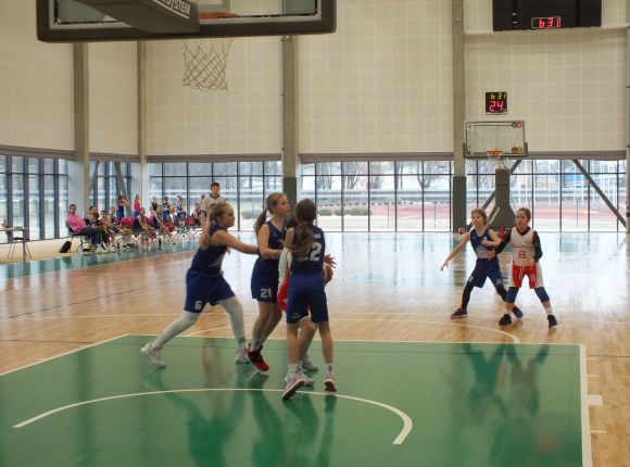 LJBL MINI Balcia kauss U10 vecuma grupām