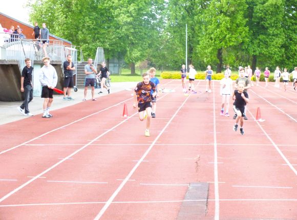 Pārcelšanas fiziskie kontrolnormatīvi vieglatlētikas audzēkņiem_25.05.2026.