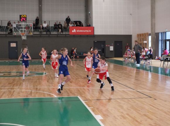 LJBL MINI Balcia kauss U10 vecuma grupām