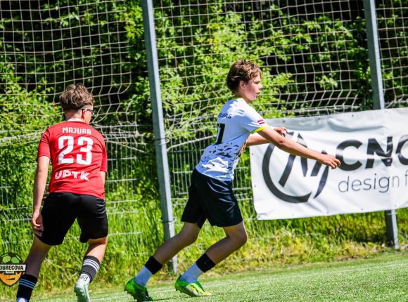 Futbola turnīrs DOBRECOVA CUP 2026