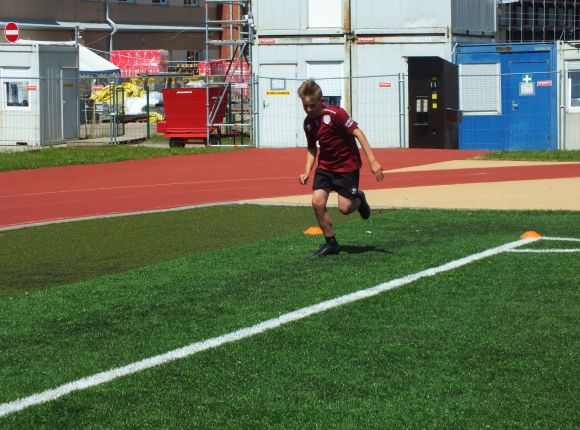 Kontrolnormatīvi futbola nodaļas audzēkņiem