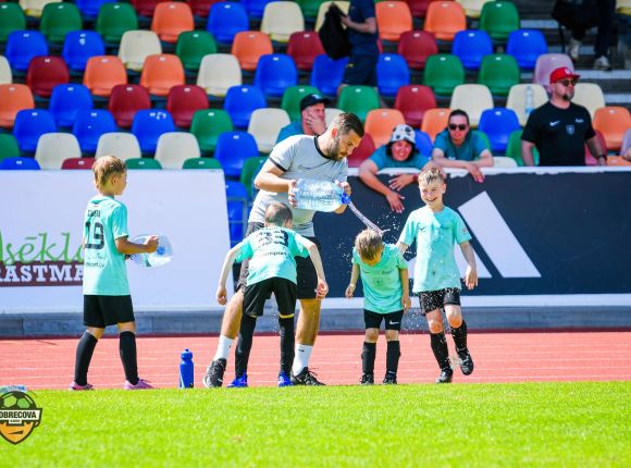Futbola turnīrs DOBRECOVA CUP 2026