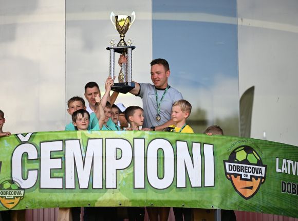 Futbola turnīrs DOBRECOVA CUP 2026