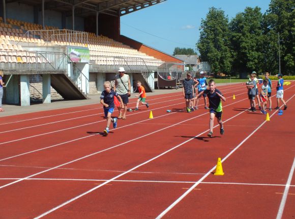 Kontrolnormatīvi volejbola nodaļas audzēkņiem