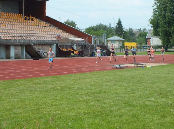Kontrolnormatīvi vieglatlētikas nodaļas audzēkņiem