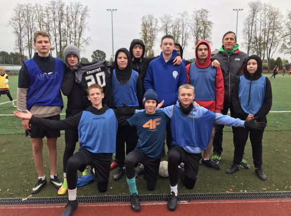 Uzvaras izcīna Jēkabpils 2.vidusskolas un Jēkabpils 3.vidusskolas futbolisti