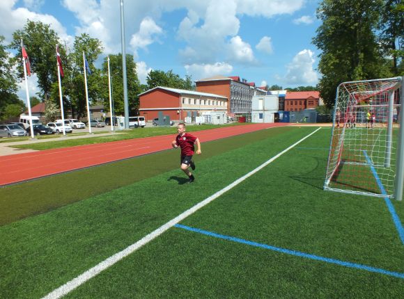 Kontrolnormatīvi futbola nodaļas audzēkņiem