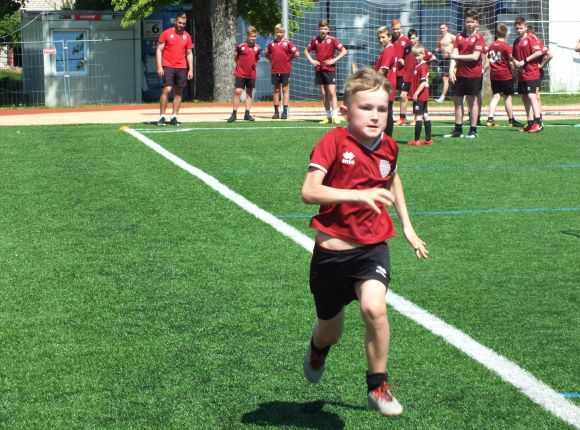 Kontrolnormatīvi futbola nodaļas audzēkņiem