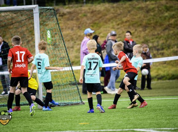 Futbola turnīrs DOBRECOVA CUP 2026
