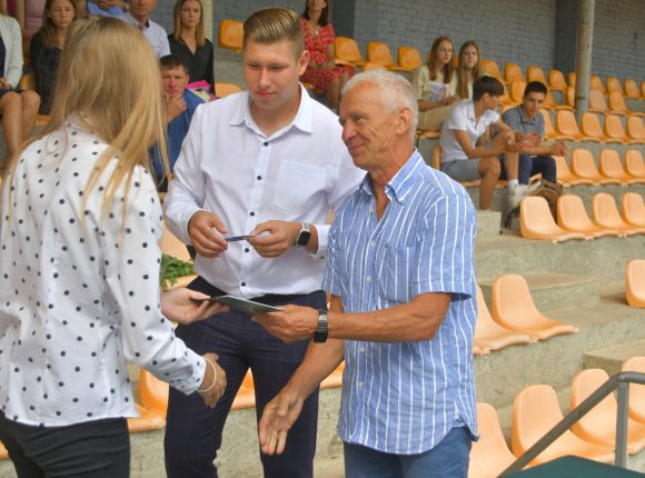 Izlaidums V20 programmas absolventiem (25.08.2022.)