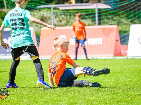 Futbola turnīrs DOBRECOVA CUP 2026