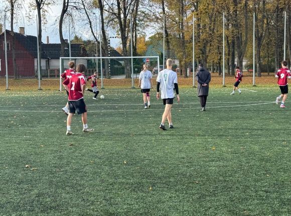 Skolu futbols_8.-9.klase_06.10.2026.