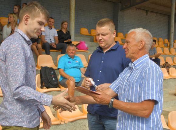 Izlaidums V20 programmas absolventiem (25.08.2022.)