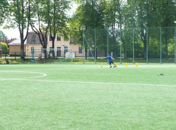 Kontrolnormatīvi futbola nodaļas audzēkņiem