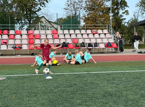 Skolu sporta futbols_16.09.2026.