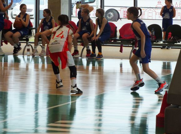 LJBL MINI Balcia kauss U10 vecuma grupām