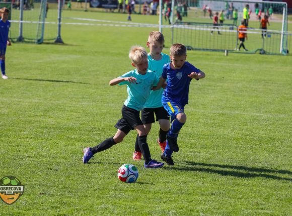 Futbola turnīrs DOBRECOVA CUP 2026