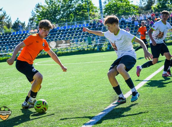 Futbola turnīrs DOBRECOVA CUP 2026