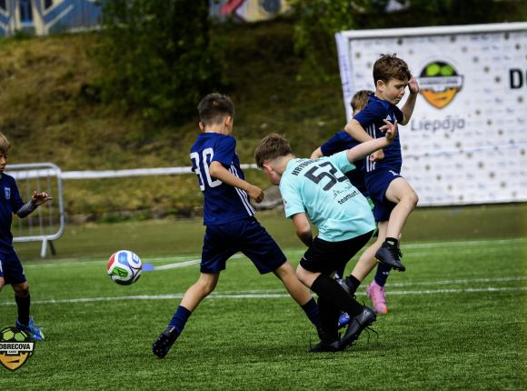 Futbola turnīrs DOBRECOVA CUP 2026