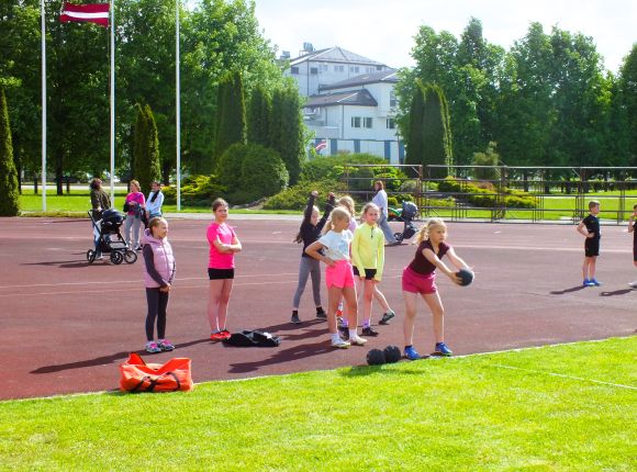 Pārcelšanas fiziskie kontrolnormatīvi vieglatlētikas audzēkņiem_25.05.2026.