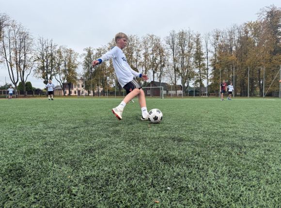 Skolu futbols_6.-7.klases_01.10.2026.