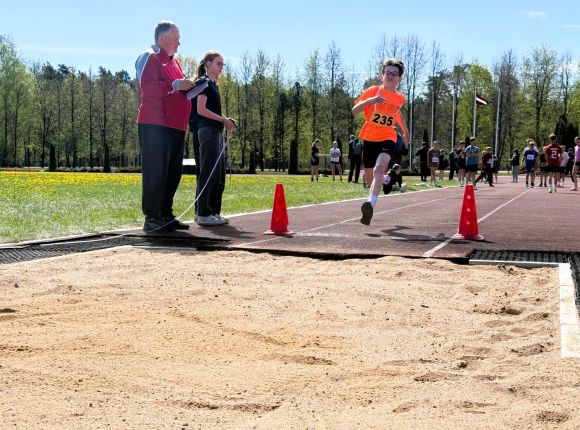 Skolu vieglatlētikas četrcīņa 2026_06.05.2026.