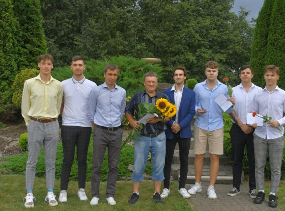 Izlaidums V30 izglītības programmas absolventiem (25.08.2022.)