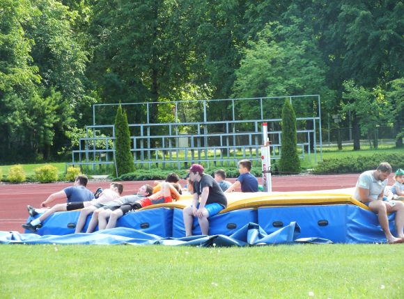 Kontrolnormatīvi volejbola nodaļas audzēkņiem