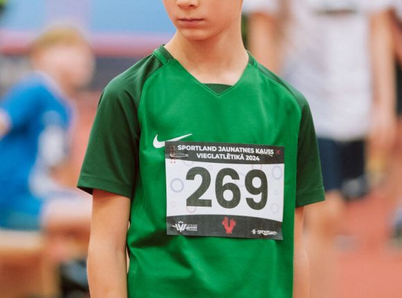 Sportland U10 un U12 sacensību mirkļi no LVS arhīva
