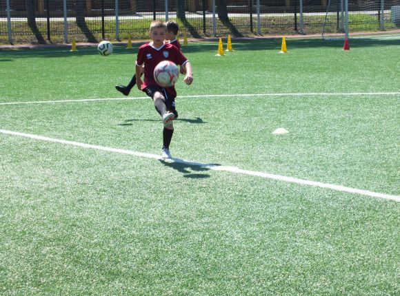 Kontrolnormatīvi futbola nodaļas audzēkņiem