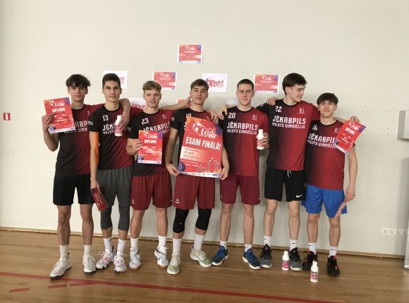 TOP kausa 1.posms vidusskolas grupā