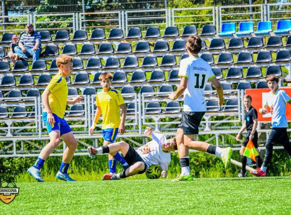 Futbola turnīrs DOBRECOVA CUP 2026