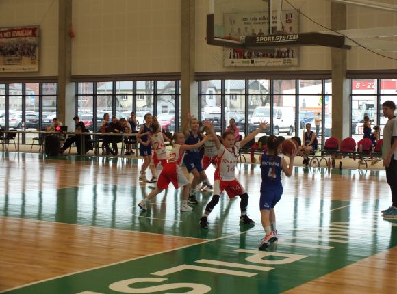 LJBL MINI Balcia kauss U10 vecuma grupām
