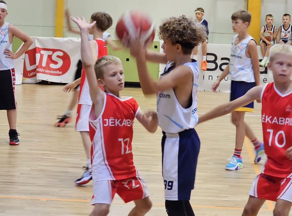 A. Kraukļa piemiņas turnīra fotomirkļi no sportistu privātajiem arhīviem