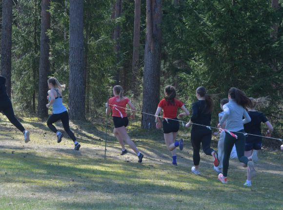 Skolu sporta pavasara kross