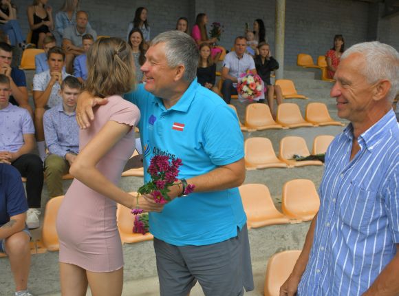 Izlaidums V20 programmas absolventiem (25.08.2022.)