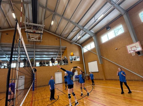 Skolu sports volejbolā_17.-18.02.2026.