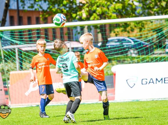 Futbola turnīrs DOBRECOVA CUP 2026