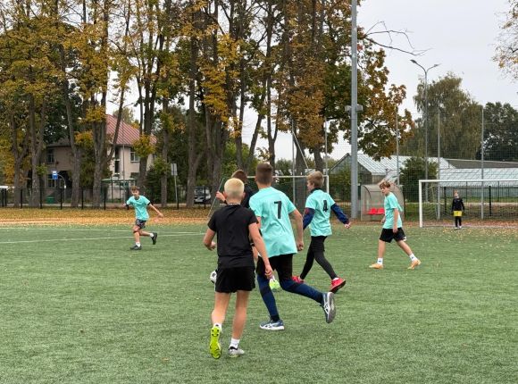 Skolu futbols_6.-7.klases_01.10.2026.