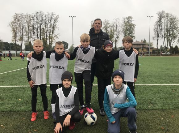 Futbols_02_10