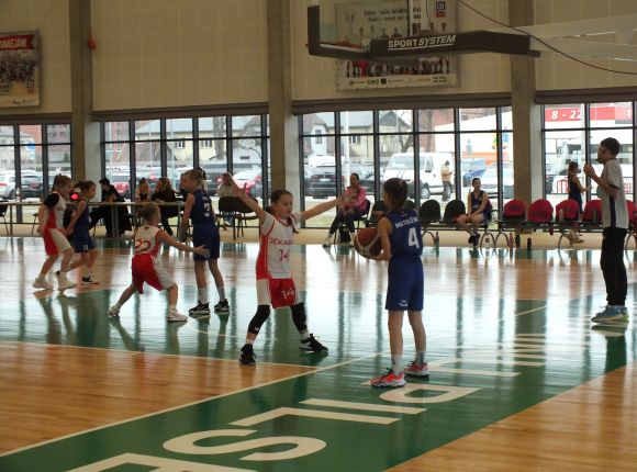 LJBL MINI Balcia kauss U10 vecuma grupām