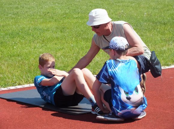 Kontrolnormatīvi volejbola nodaļas audzēkņiem