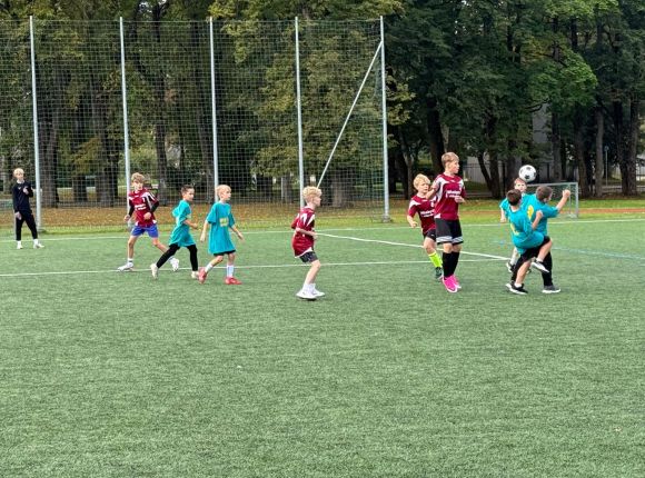 Skolu sporta futbols_16.09.2026.