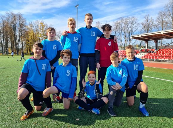 Skolu sports_futbols mazo skolu grupā_19.10.2021.