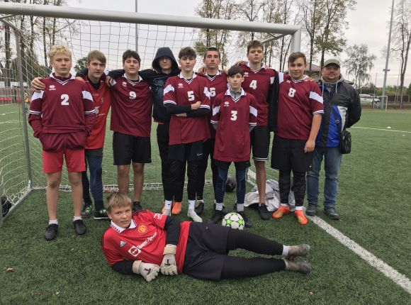 Uzvaras izcīna Jēkabpils 2.vidusskolas un Jēkabpils 3.vidusskolas futbolisti