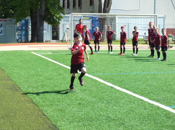 Kontrolnormatīvi futbola nodaļas audzēkņiem