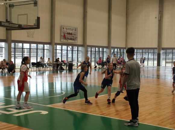 LJBL MINI Balcia kauss U10 vecuma grupām